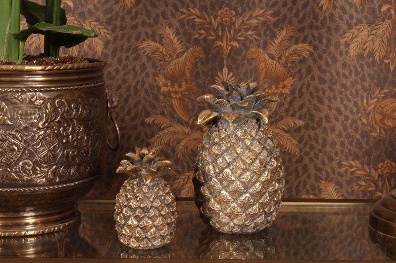Pineapple 15 cm resin