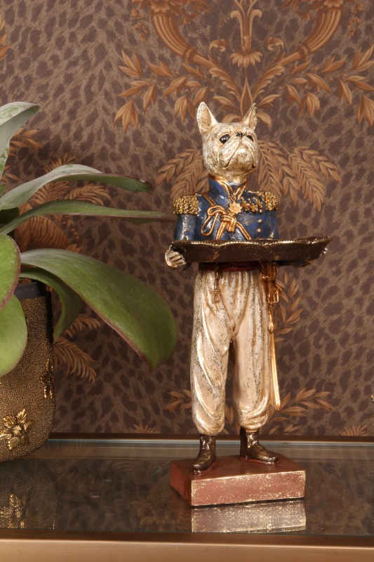 Afb. Hond met schaal  resin 35 cm