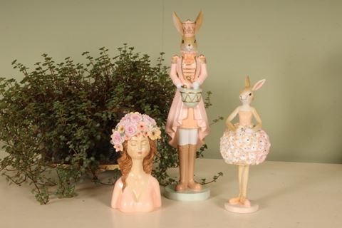 Dame resin 15 cm