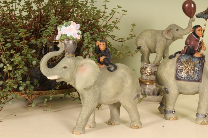 Olifant resin 18 cm