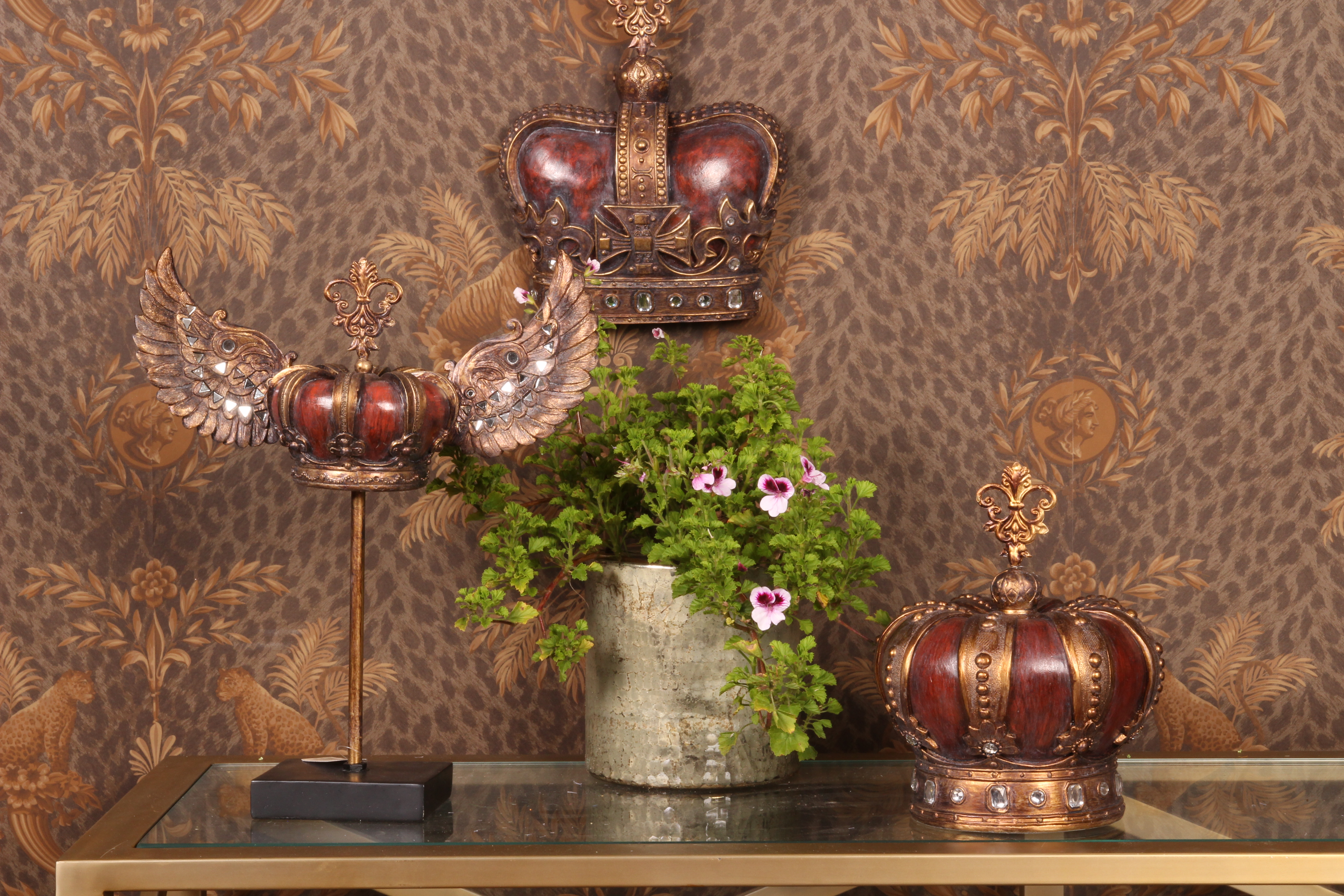 Royal Crown on Stand 36,5 cm - Red/Gold - Resin