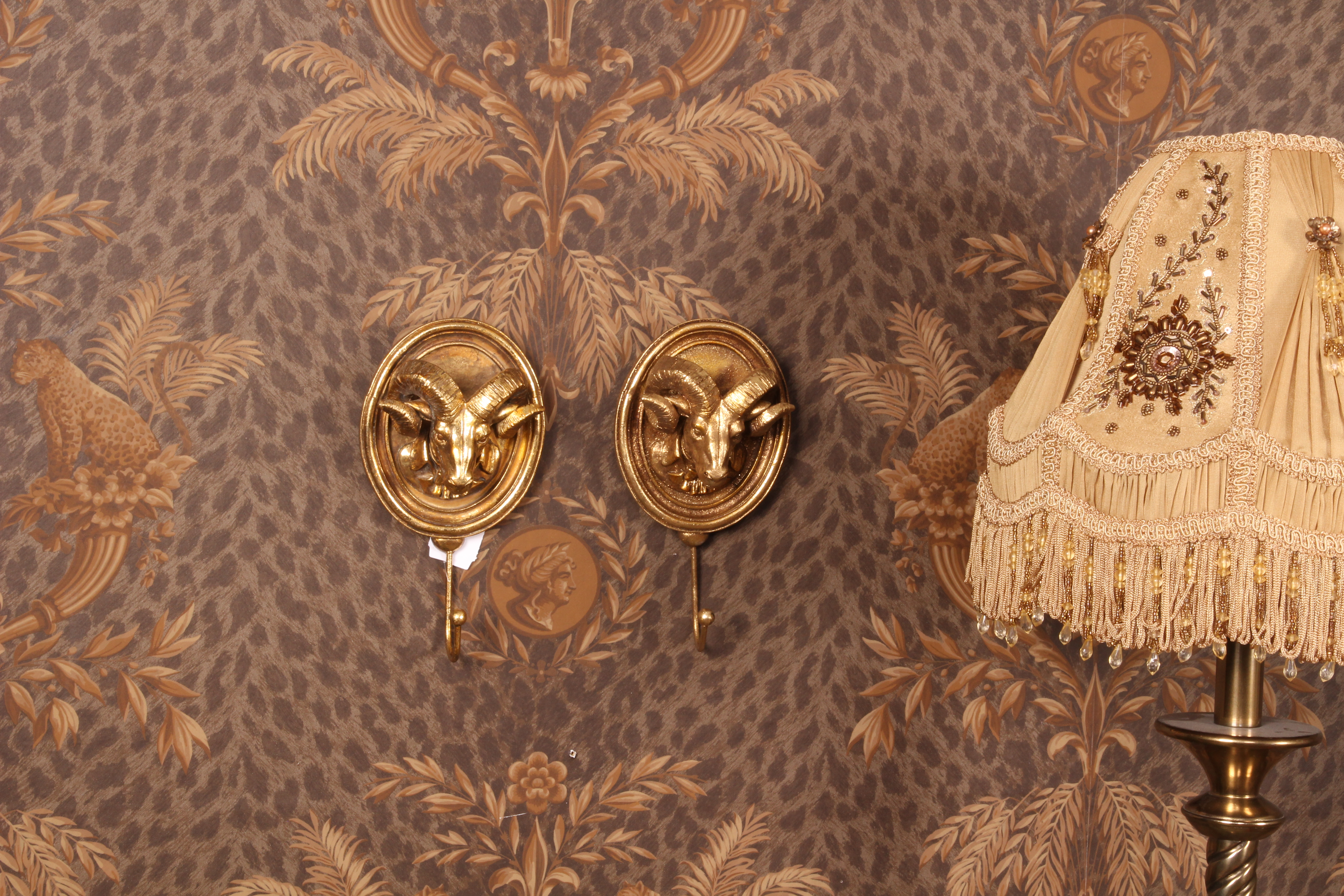 Wandhaak Ram 19 cm - Goud - Resin