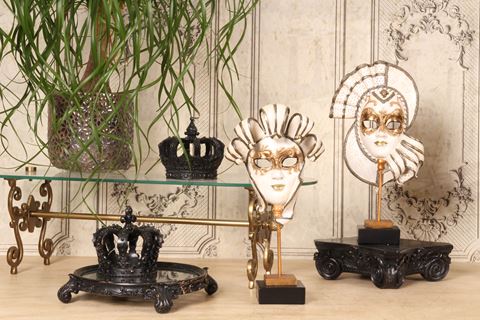Mask on Stand 37 cm - White/Gold - Resin