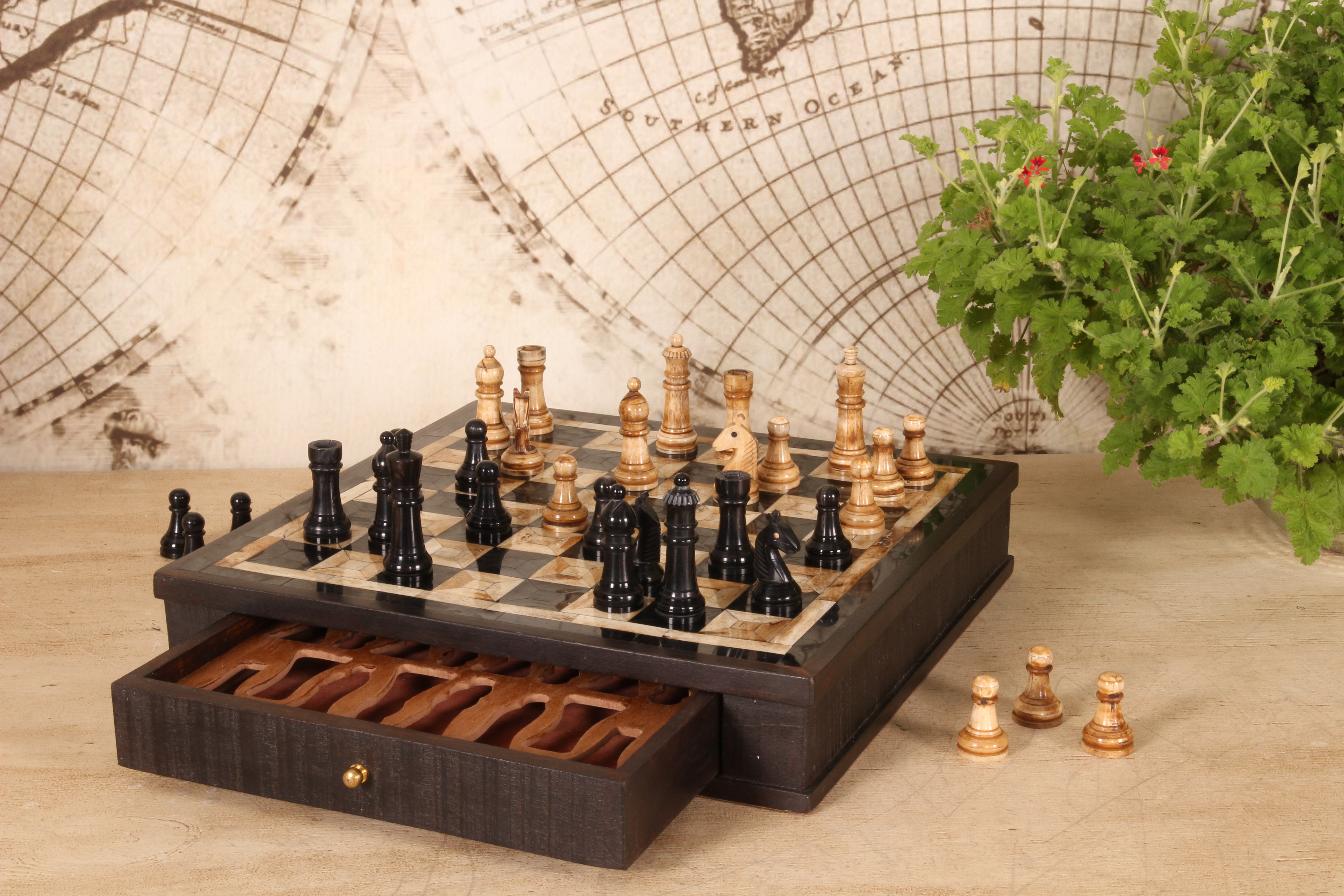 Chess Board with Drawers 39 cm - Brown - Wood