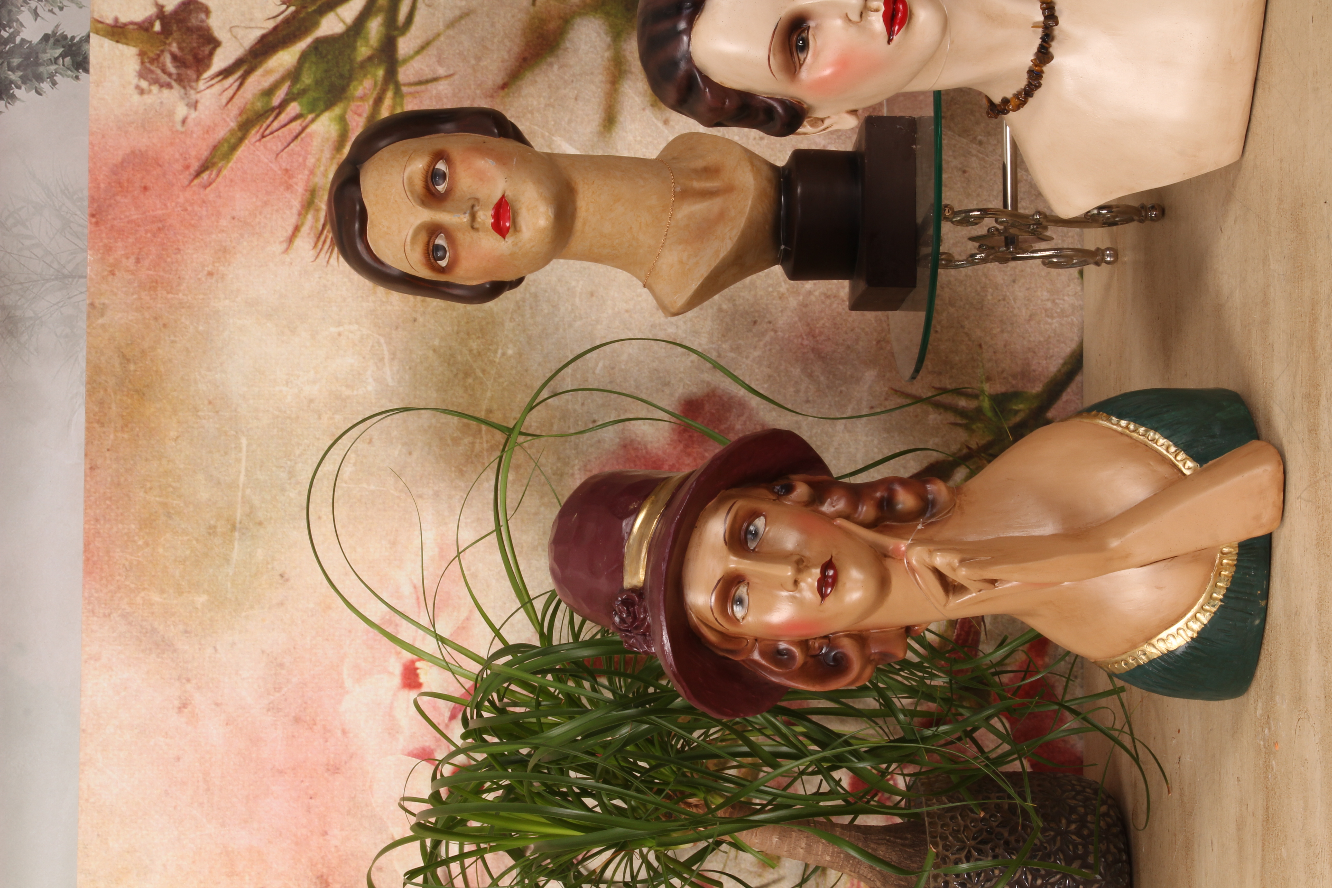 Buste Beeld Vrouw 46 cm - Bruin - Resin